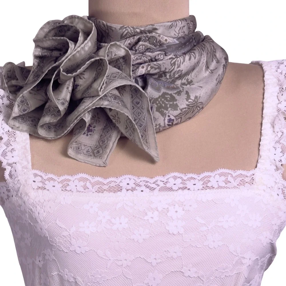 Jones New York Scarf Hand Rolled Hem Paisley Floral Print‎ Sage Green 30